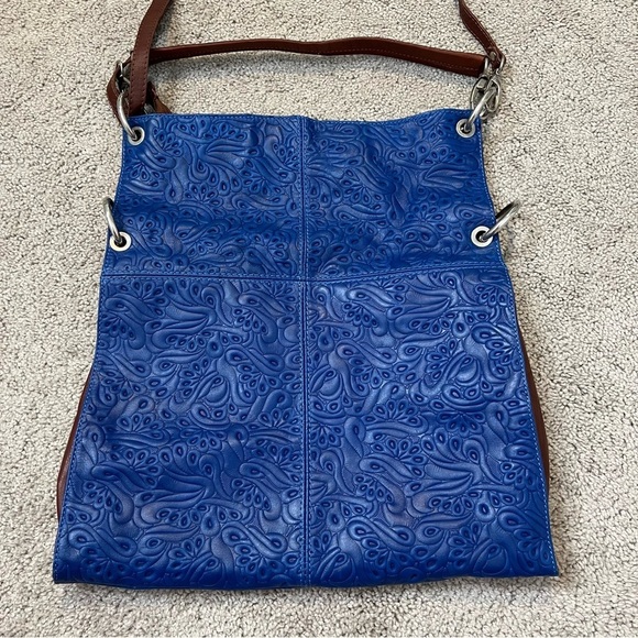 Real Leather Made in Italy Blue Embossed Soft Leather Convertible Adjustable Bag - Picture 4 of 14